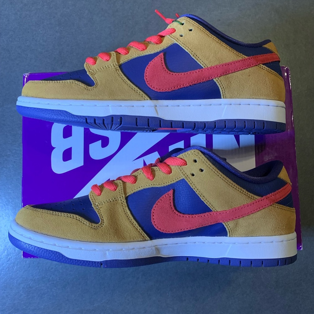 Nike SB Dunk Low Pelle Hat aka Reverse Papa Bear